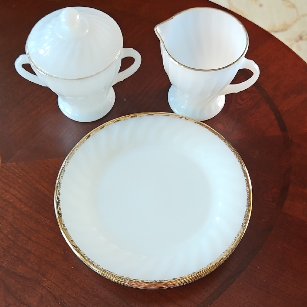 Vintage Fire-King Golden Anniversary Shell White Milk Glass Set - 6 Piece + Lid